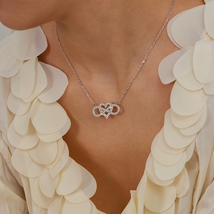 All'ingrosso gioielli moda <span class=keywords><strong>donna</strong></span> alla moda amore a forma <span class=keywords><strong>di</strong></span> <span class=keywords><strong>cuore</strong></span> 8 18K oro placcato collana con ciondolo con pietra <span class=keywords><strong>di</strong></span> zircone regalo - Product Image 4