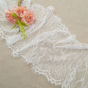 Dentelle à franges florale sexy vintage de style français, tricotée en nylon écologique pour accessoires vestimentaires - Product Image 1