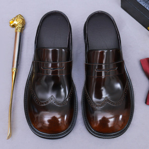 Bottes mi-hautes en cuir véritable de style anglais, de grande taille et de haute qualité, avec une pointe large de style anglais pour hommes - Product Image 2
