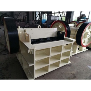 Mobiele kaakbreker <span class=keywords><strong>PE</strong></span>-500*750 met AC-motor, mini kleine steenbreker prijs - Product Image 2