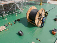 Pabrik SIPU Kabel Fiber Optik Drop FTTH Ultra-Cepat untuk Luar Ruangan, Resolusi Tinggi Harga Terjangkau untuk Jaringan