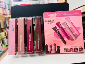 Juego de 4 brillos labiales de larga duración, hidratantes, a prueba de agua, antiadherentes, kit de maquillaje para mujeres - Product Image 3