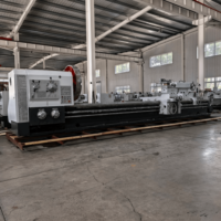 Tour CNC robuste Yade 755, largeur de guidage élevée, niveau de sécurité élevé, CW611125*5000, machine de tournage horizontale pour métaux, 4 postes à outils