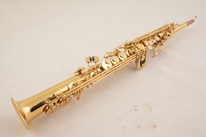 プロの真鍮ボディゴールドラッカー学生ストレートBフラットカーブマウントピースソプラノサックス - Product Image 2