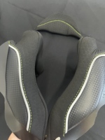 Nous proposons la personnalisation de divers types de doublures de casque de moto ; les doublures sont amovibles, lavables et inodores.