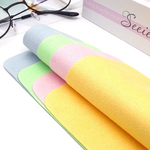 Chiffon de nettoyage de <span class=keywords><strong>lunettes</strong></span> en microfibres multicolores <span class=keywords><strong>pour</strong></span> <span class=keywords><strong>lunettes</strong></span> <span class=keywords><strong>Lunettes</strong></span> de soleil Mac Camera Computer Eyeglasses Care Products - Product Image 5