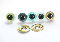 Yeux en plastique colorés de différentes couleurs et styles pour feutrage à l'aiguille, petits yeux artisanaux pour la fabrication de peluches et la couture.
