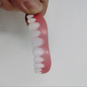 Fornitura Diretta dalla Fabbrica: Faccette Dentali Modello 011 (Zhejiang) - Denti Realistici, Apparecchi Ortodontici Simulati, Protesi <span class=keywords><strong>per</strong></span> Coprire gli Spazi - Product Image 4