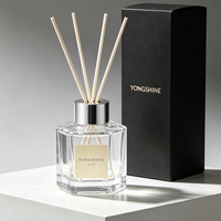 Vente en gros de flacons diffuseurs de parfum en verre hexagonaux de 50 ml avec bouchon en aluminium pour les cadeaux de mariage aux États-Unis