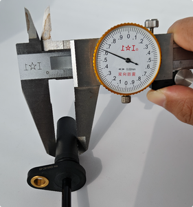 Yuli YH-104X-S Capteur magnétique à effet Hall à deux sorties d'impulsions 45 mm avec support 4,5-30V -50°C~130°C pour AGV, chariot élévateur, golf - Product Image 5