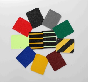 Venta al por mayor 50mm x 18,3 M PE/Eva suelo marcado antideslizante cinta adhesiva de seguridad impermeable resistente para barco marino advertencia antideslizante - Product Image 5