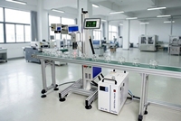 Imprimante laser UV sans consommables pour la production de codes QR variables, la marquage de logos et de dates sur les emballages en plastique et en verre, en ligne, certifiée CE