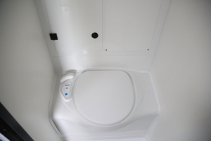 Offre Spéciale 14.6ft Ecocampor Off-Road Mini Toy Hauler RV Capacité moderne de 4 personnes avec fonction pliable OEM Prise en charge par l'usine - Product Image 2