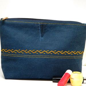 <b>Jeans</b> Casual Cosmetic Bag Custom DIY Denim Embroidered Makeup Organizer Large Capacity Recycled Denim Zipper Travel Pouch - Product Image 3