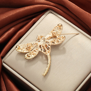 Broche de Aleación de Zinc con Forma de Libélula y Engaste de Garra, Accesorio de Moda para Fiesta de Mujer - Product Image 2