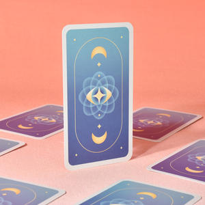 <span class=keywords><strong>Cartas</strong></span> de <span class=keywords><strong>Tarot</strong></span> con Logotipo Personalizado, Papel de Alta Calidad con Núcleo Negro de 310 g/m², Impresas por Ambos Lados, con Caja, para Venta al Por Mayor - Product Image 4