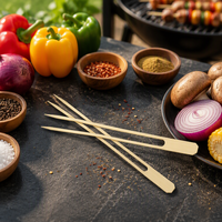 Brochettes jetables en bambou en gros pour barbecue au charbon de bois, outils de cuisine pour fêtes, camping en plein air, logo personnalisé, haute qualité