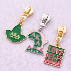 Tirador de cremallera personalizado de aleación de zinc fundido a presión, chapado en oro, con esmalte suave, con diseño de perlas rosas y verdes, de la Hermandad Griega, elegante y de primera calidad. - Product Image 5