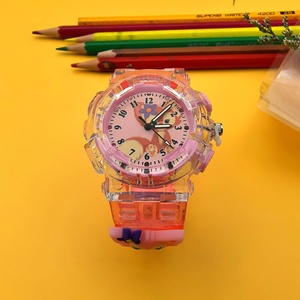 Princesse filles Kuromi montres enfants lumineux électronique numérique lumière LED <span class=keywords><strong>montre</strong></span> filles mélodie <span class=keywords><strong>montre</strong></span> à Quartz - Product Image 6
