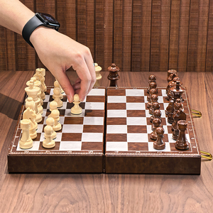 Set di <span class=keywords><strong>Scacchi</strong></span> Professionale da 30cm <span class=keywords><strong>in</strong></span> Stile Torneo Classico con Effetto <span class=keywords><strong>Legno</strong></span>, Custodia Pieghevole <span class=keywords><strong>in</strong></span> Pelle PU - Gioco da Viaggio Portatile Antiurto CE - Product Image 2