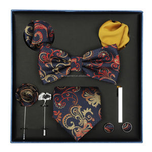 高級ビジネススタイルネクタイセット メンズ ネクタイ、蝶ネクタイ、ハンカチ、ブローチ、カフスボタン入り ポリエステル製 カスタムロゴデザイン ギフト - Product Image 3