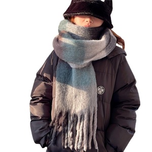 Sciarpa Invernale in Cashmere e Mohair con Nappe a Quadri, Colore Arcobaleno, Stile Europeo Americano, Grande Marca, <span class=keywords><strong>Collo</strong></span> Spesso - Product Image 5