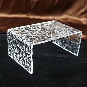 Nhà máy tùy chỉnh Acrylic sóng nước trong suốt hiển thị giá mỹ phẩm trang trí đứng cho lưu trữ cửa hàng bán lẻ và để trưng bày - Product Image 4