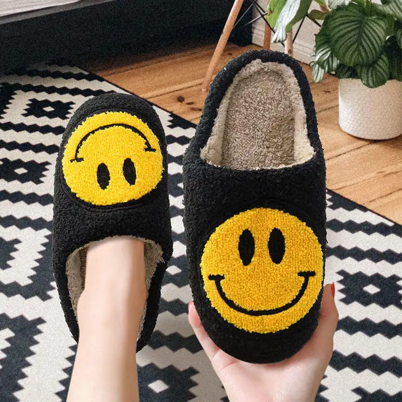 Custom Winter Warm Slides Slippers Home Bedroom Indoor Cute Smiley Face Slippers Fuzzy Furry Plush Fluffy Slippers