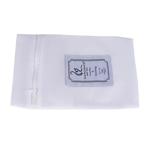 Zipper Laundry Bag Hotel Travel Foldable Zipper Polyester Custom Wash Mesh Laundry Bag With Logo