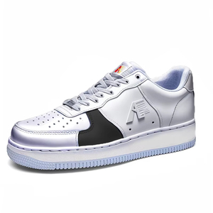 Chaussures de créateur pour hommes, nouvelles baskets blanches tendance, chaussures de course, de basketball, de marche, style décontracté pour hommes - Product Image 1