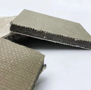Rouleaux de tapis composite géosynthétique <span class=keywords><strong>en</strong></span> plastique flexible YIBO, garantie 3 ans, largeur 5,8 m, pour la protection des pentes et des canaux - Product Image 4