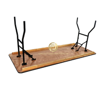 Table pliante à chevalet de 6 pieds à prix réduit avec dessus stable et pied de table solide Table pliante de 6 pieds