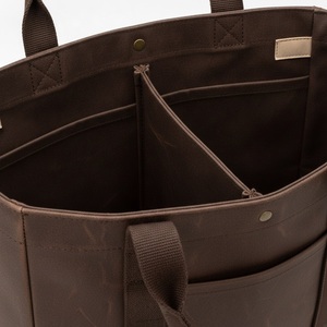 Sac fourre-tout en toile légèrement cirée de 12 oz pour pickleball, capacité 2 raquettes, logo personnalisé, vente en gros, sac de sport pour tennis et padel - Product Image 4