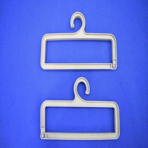 บรรจุภัณฑ์แบบเวียดนามที่แขวนทำจากวัสดุชีวภาพเป็นมิตรกับสิ่งแวดล้อมสำหรับเสื้อผ้าที่ใช้ในต่างประเทศ - Product Image 1