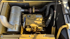 Mini-excavatrice sur chenilles d'occasion Cat 303E du Japon, comme neuve, avec attache rapide - Modèle à taux de clics élevé - Product Image 5