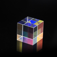 Prisma X-Cube BK7 de Fábrica de Cuatro/Seis Colores 20x20x20mm con Recubrimiento AR para Proyectores y Uso Decorativo