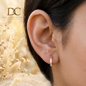 Pendientes de Aro Huggie de Oro Amarillo Sólido de 14 Quilates con Diamantes Cultivados en Laboratorio, Corte Brillante Baguette, Joyería de Lujo para Mujer - Product Image 6