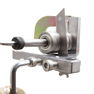 Outil de découpe artisanal pour bandes et cordes en cuir, et sangles d'épaule - Product Image 3