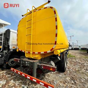 Camion-<span class=keywords><strong>citerne</strong></span> à essence diesel Sinotruk HOWO 8x4 à bas <span class=keywords><strong>prix</strong></span>, réservoir de carburant diesel de 20 000 L, 30 000 <span class=keywords><strong>litres</strong></span>, réservoir de ravitaillement en carburant diesel à vendre - Product Image 6