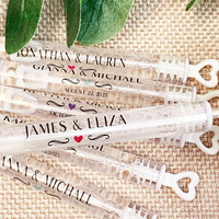 Nicro Usine Personnalisé 4ml Tube À Bulles En Plastique En Forme De Coeur Mini Bouteille À Bulles De Savon Baguettes Anniversaire Photo Props Faveurs De Fête De Mariage