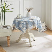 Nouveau design moderne bleu PET coton tissé plante fleurs plaine teint anti-poussière ménage salle à manger petite nappe de thé Textiles de maison