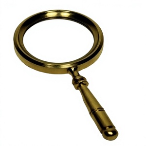 Loupe de style vintage pour la lecture de journaux et de livres, instrument optique, loupe en laiton antique, facile à transporter - Product Image 1