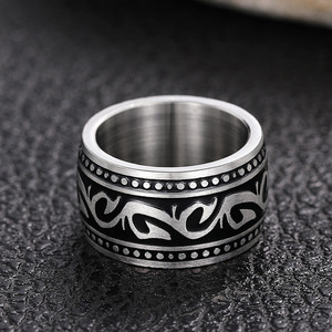 Anello in Acciaio Inossidabile Texturizzato Unisex, Accessorio Vintage alla Moda per Uso Quotidiano - Product Image 5