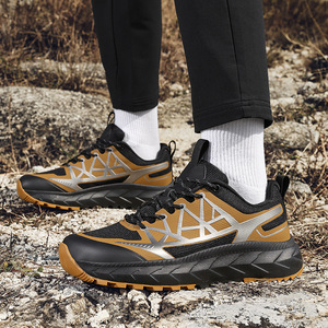 Zapatillas de Running Unisex 2026, Duraderas, para Cross-Country, con Patrón Geométrico, Parte Superior de Malla, Antideslizantes y con Gran Agarre - Product Image 1