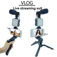 Kit de tournage pour créateurs YouTube et TikTok : support de téléphone, mini trépied, éclairage LED d'appoint, mini kit d'éclairage vidéo LED à intensité réglable avec microphone