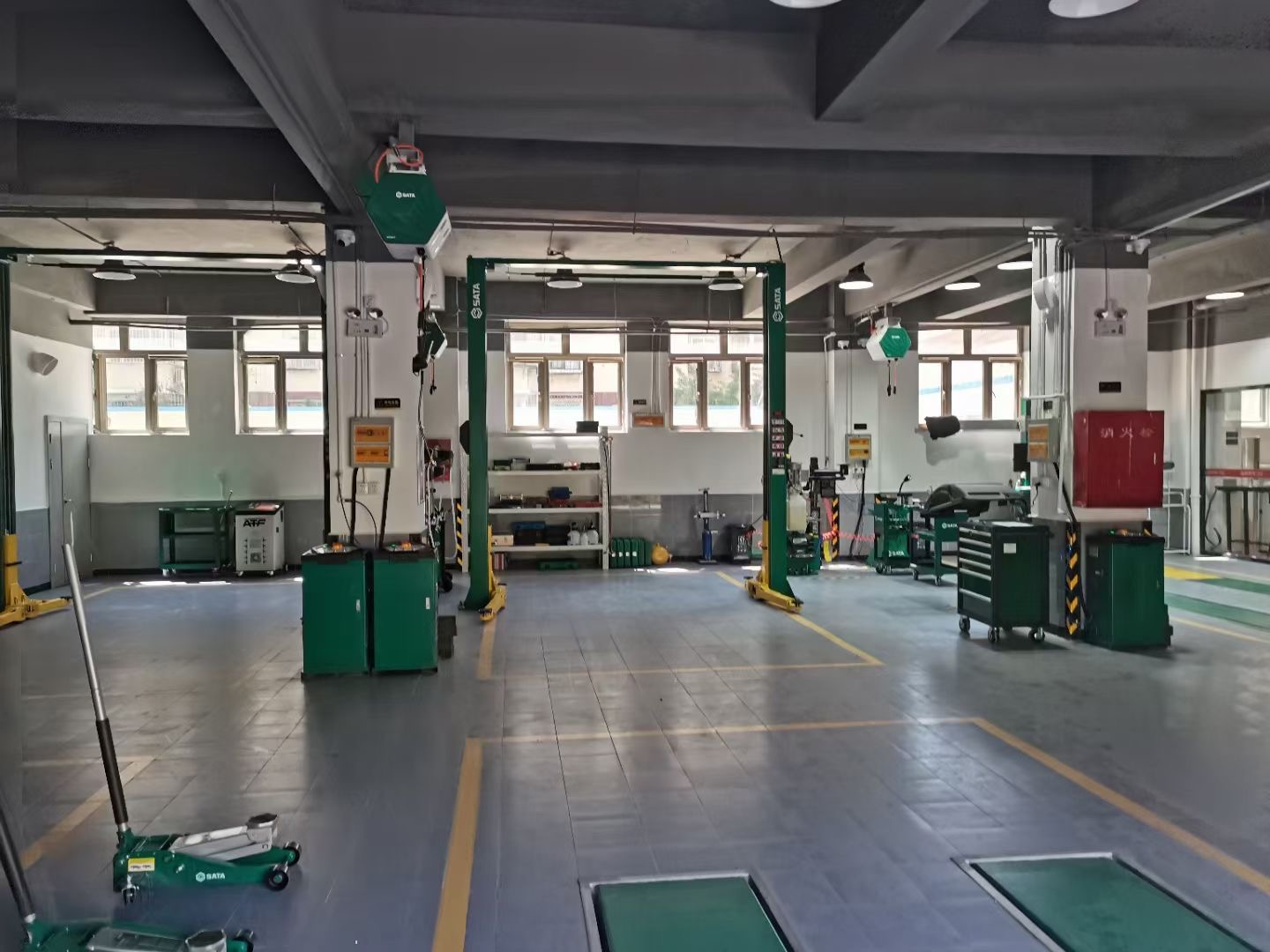 SATA AE5002+AE5831+AE5821+AE5841 car maintenance equipment solution