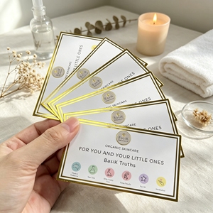 Cartes de visite de luxe en gros avec bordure dorée, cartes personnalisées imprimées avec insert en feuille d'or, cartes d'emballage pour marque cosmétique - Product Image 1
