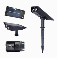 Lampu Taman LED Tenaga Surya Luar Ruangan Tahan Air IP65 Kecerahan Tinggi, Pemasangan di Tanah, Pencahayaan Otomatis, Fokus Dapat Disesuaikan, Berbagai Gaya