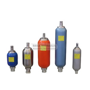 Station d'accumulateurs à pistons et cylindre à azote de la série HZ - Product Image 4