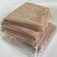 Venta al por mayor de gorros de alta calidad para la fabricación de pelucas con base de seda de cabello virgen chino, y redes de tejido de malla rubio ceniza para extensiones de cabello
